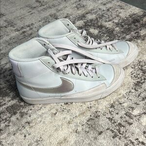 Nike Youth Blazers High-Top Sneakers Mid’77